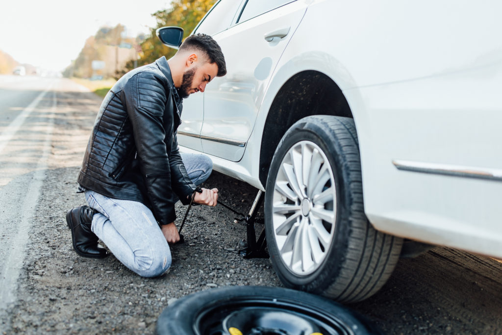 pneumatiky poškodenie problém auto