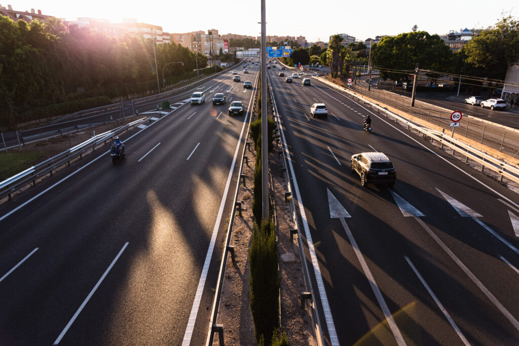 Plynulá jazda na ceste ako základ ekonomickej jazdy a nižšej spotreby paliva